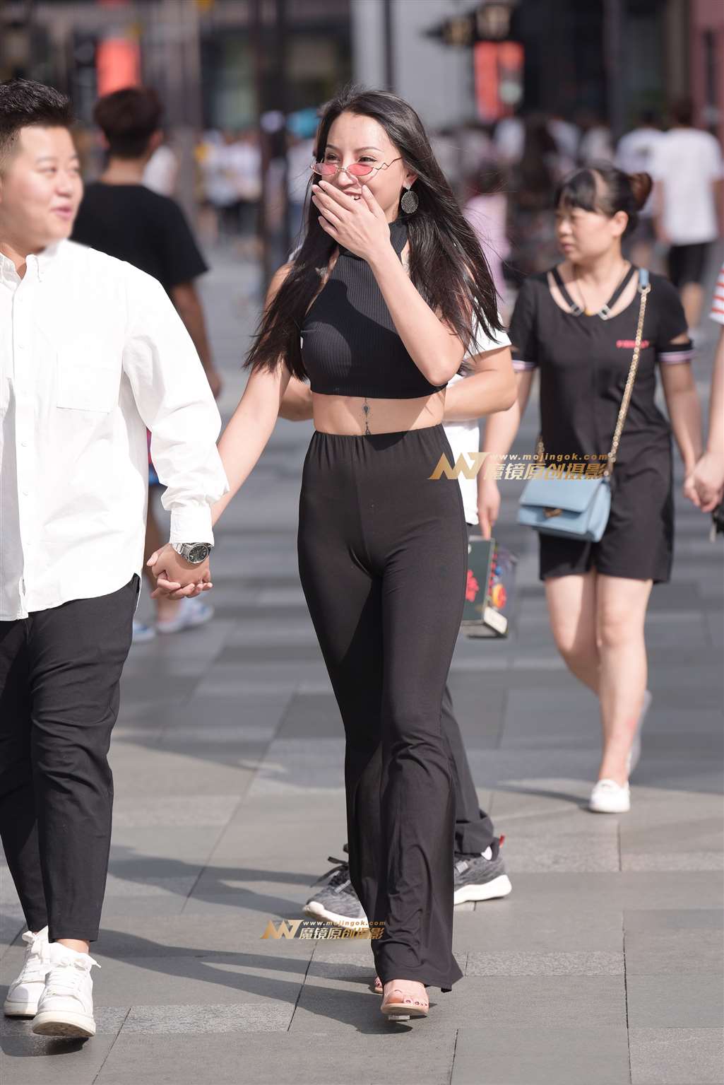 图片[5]-甜美的小姐姐-街拍流行馆