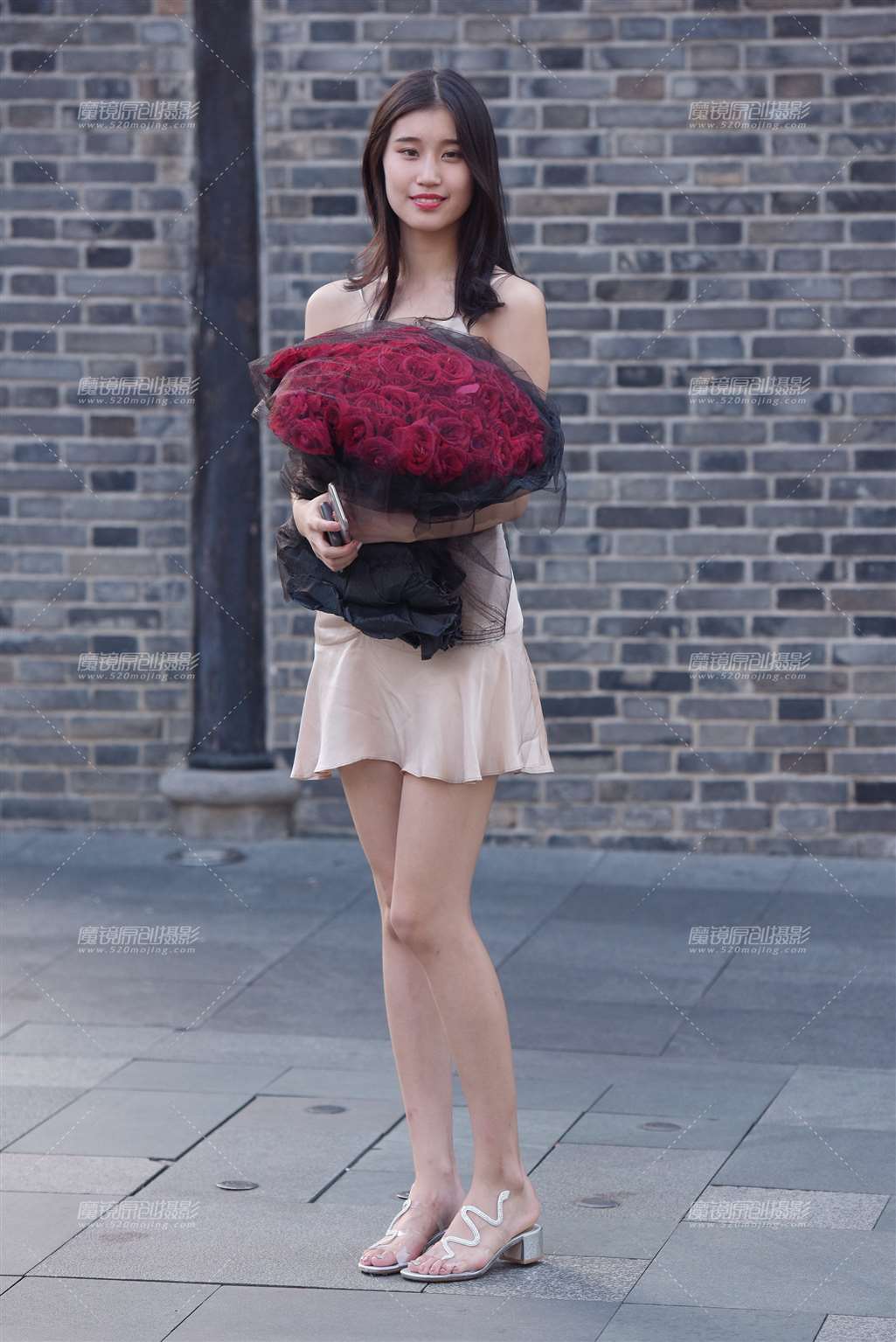 图片[1]-圣诞节 你们送花了吗？-街拍流行馆