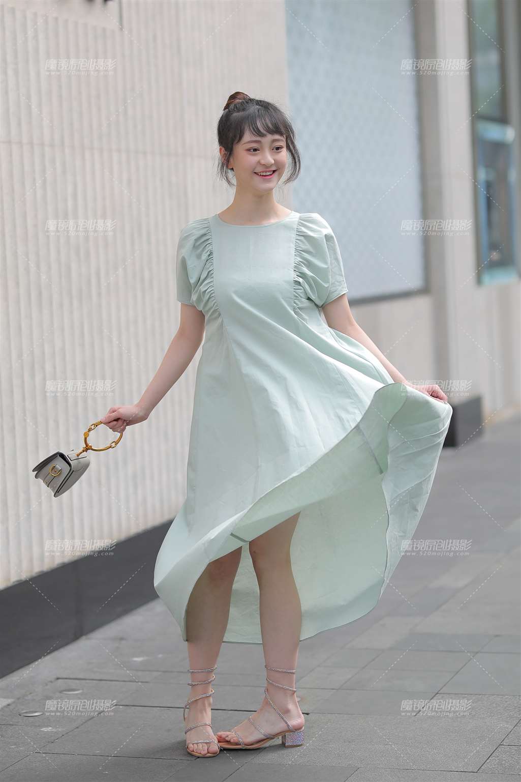 图片[1]-清新养眼 耐看-街拍流行馆