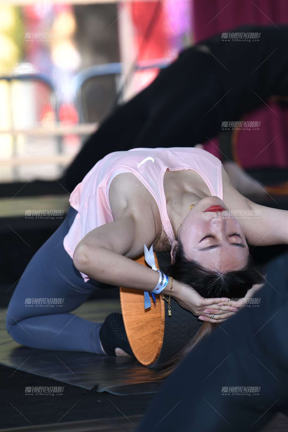 图片[1]-剪18-街拍流行馆