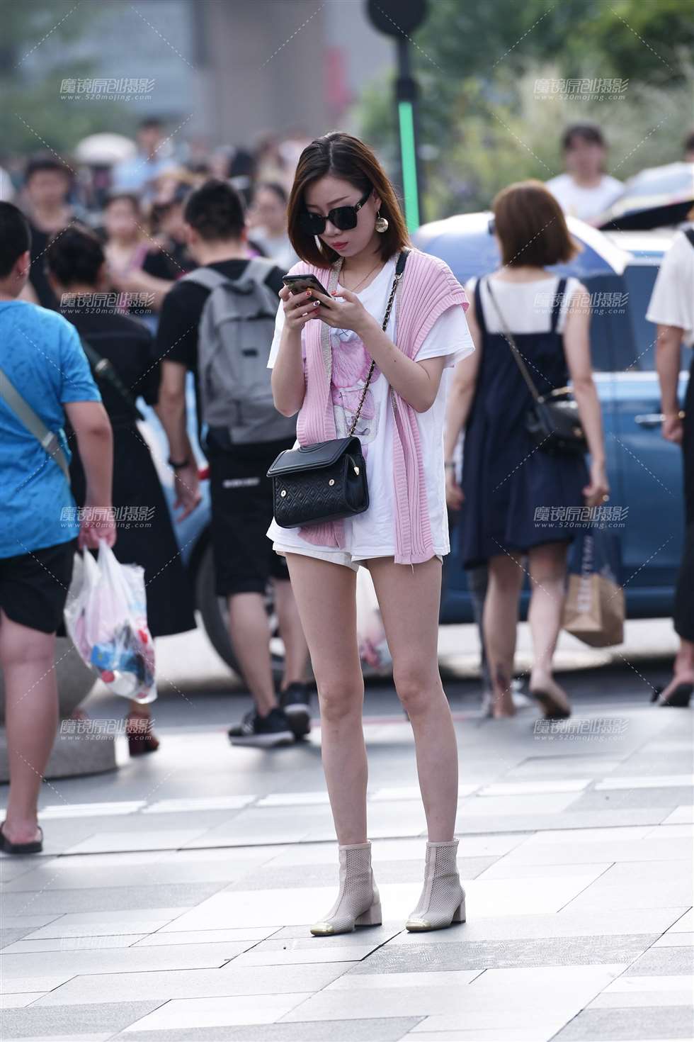 图片[1]-回微信吗？-街拍流行馆