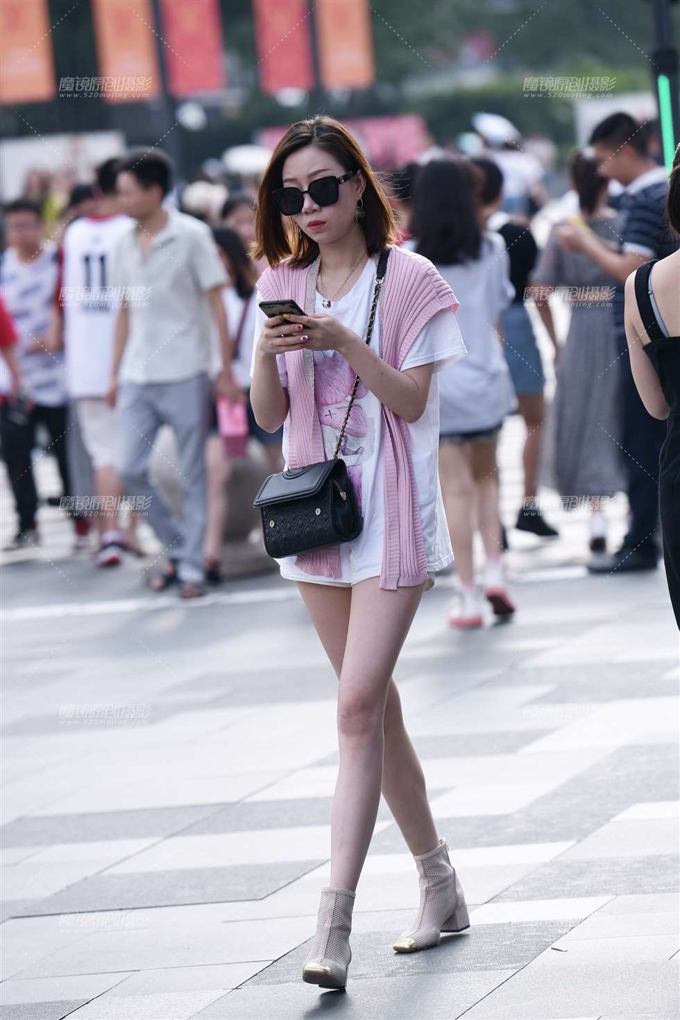 图片[3]-回微信吗？-街拍流行馆