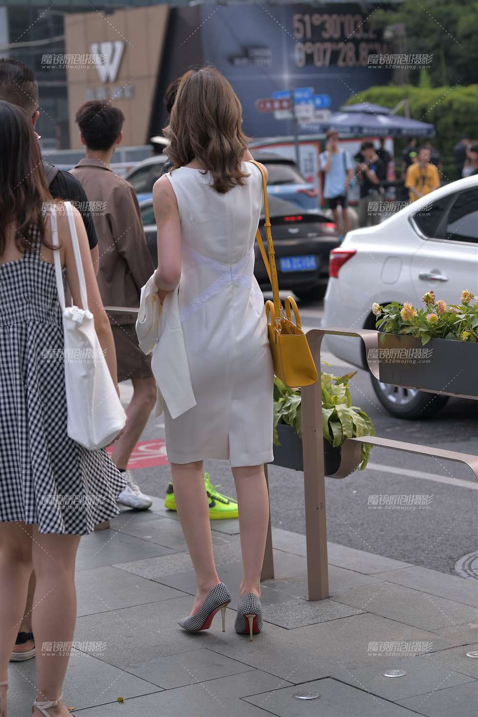 图片[5]-白裙**-街拍流行馆