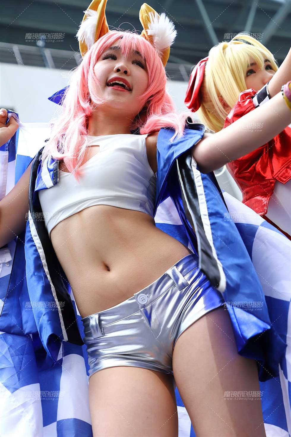 图片[1]-蓝色格子棋coser-街拍流行馆