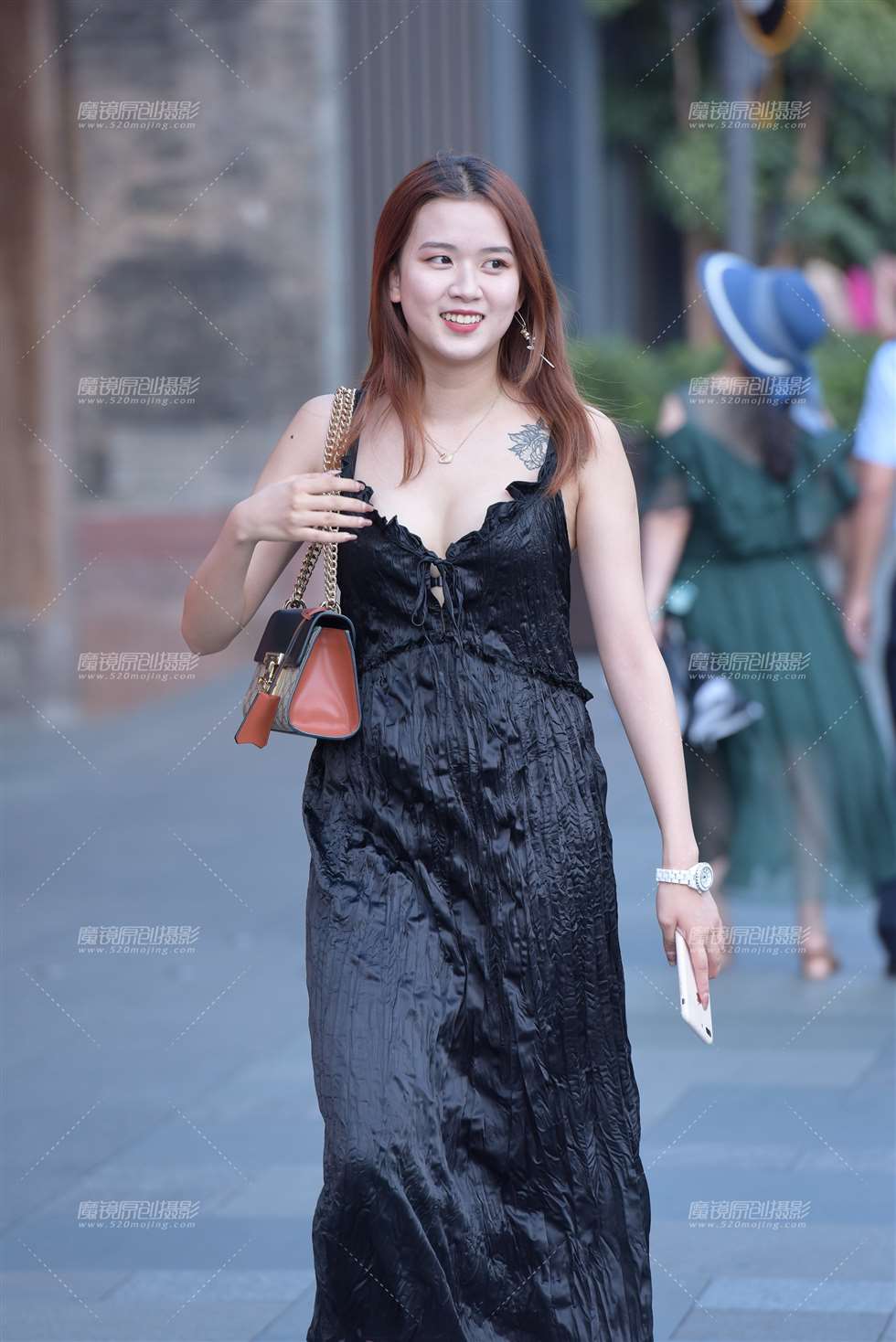 图片[1]-凉快-街拍流行馆