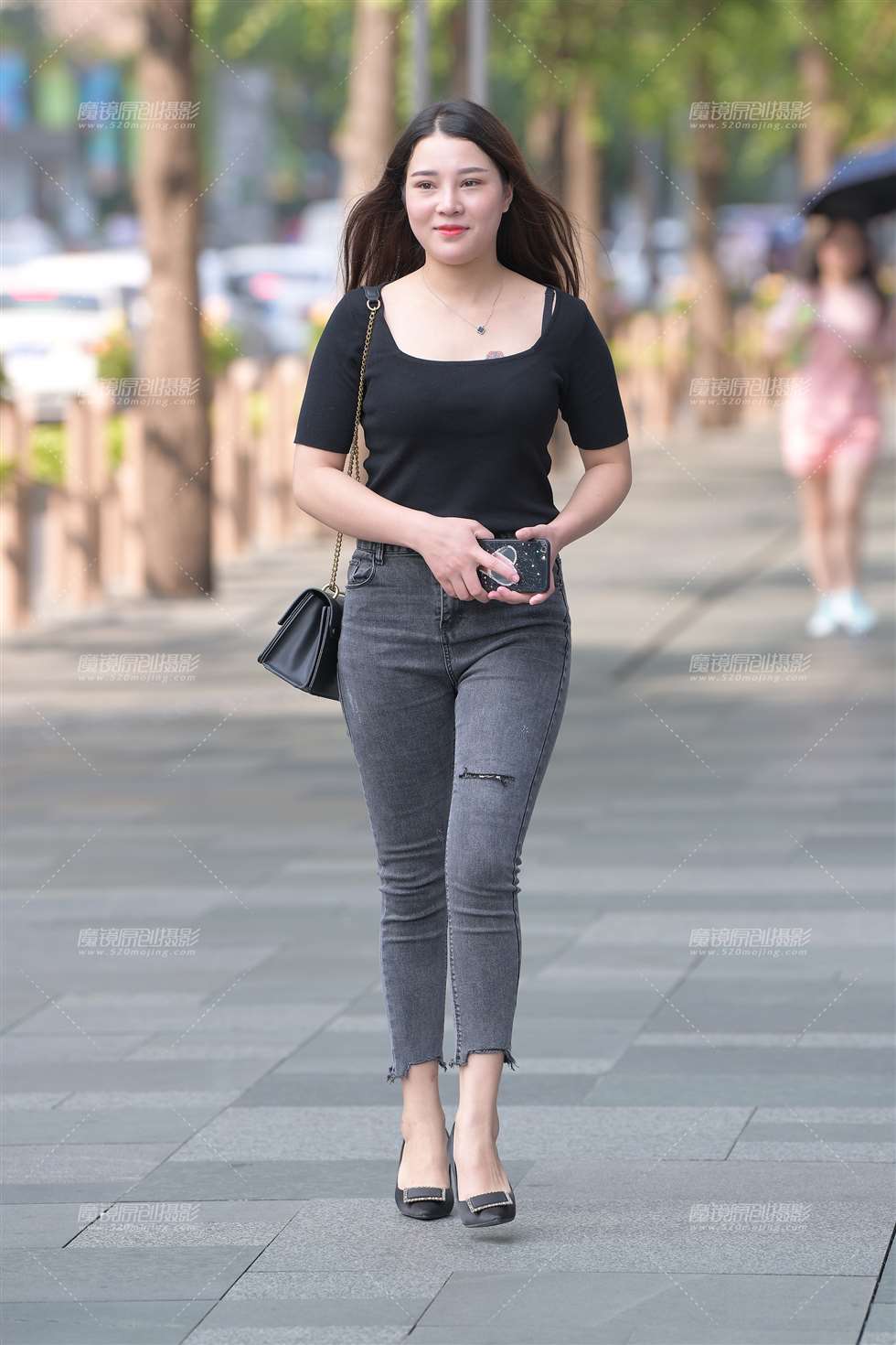 图片[1]-紧牛，高跟，高挑**-街拍流行馆