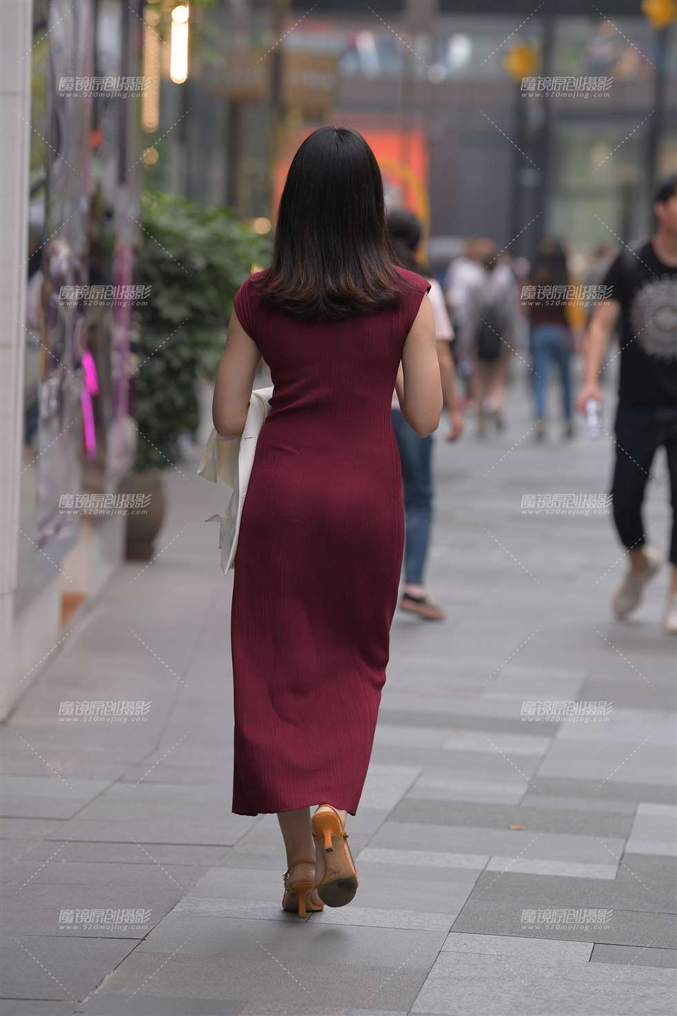 图片[2]-魅力红的**-街拍流行馆