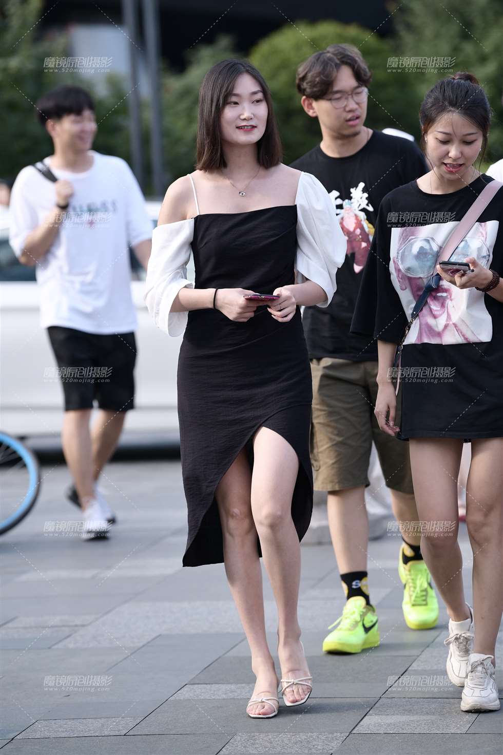图片[1]-开叉长裙-街拍流行馆