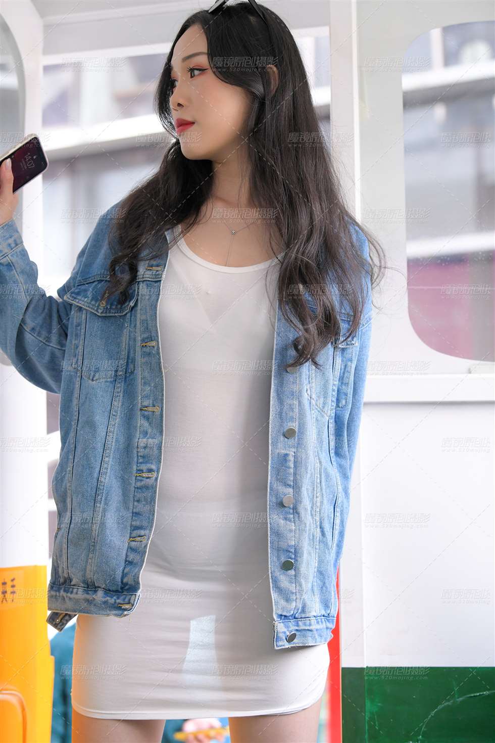 图片[1]-【红石模拍作品】超性感白色包臀裙美女-街拍流行馆