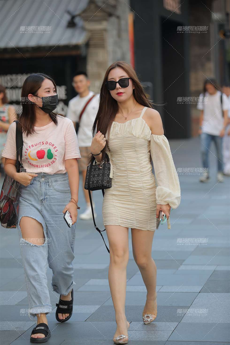 图片[4]-风韵犹存的美女-街拍流行馆