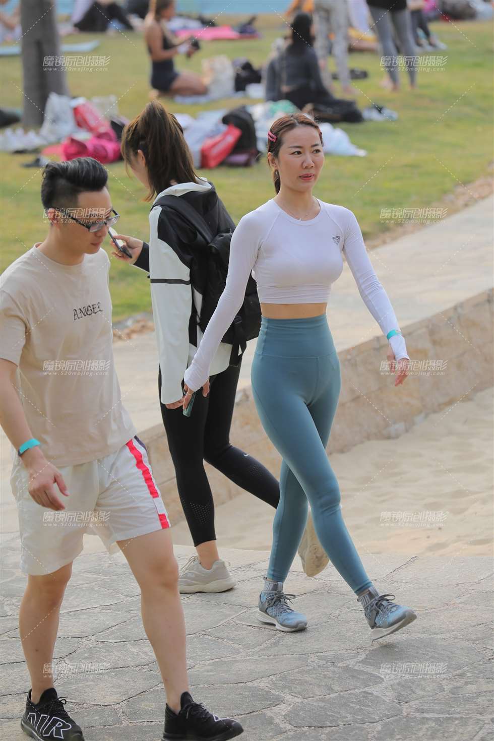图片[4]-【凯恩赛贴】喜欢拍照-街拍流行馆