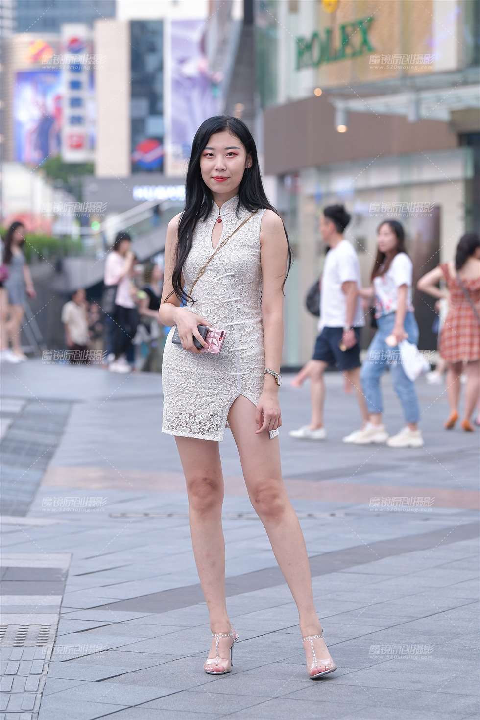 图片[1]-【视觉冲击赛贴】搭讪性感开叉裙女友~-街拍流行馆