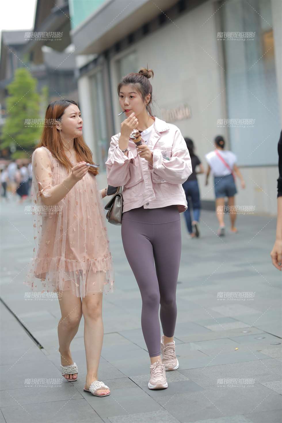 图片[4]-【凯恩赛贴】邻家女孩-街拍流行馆