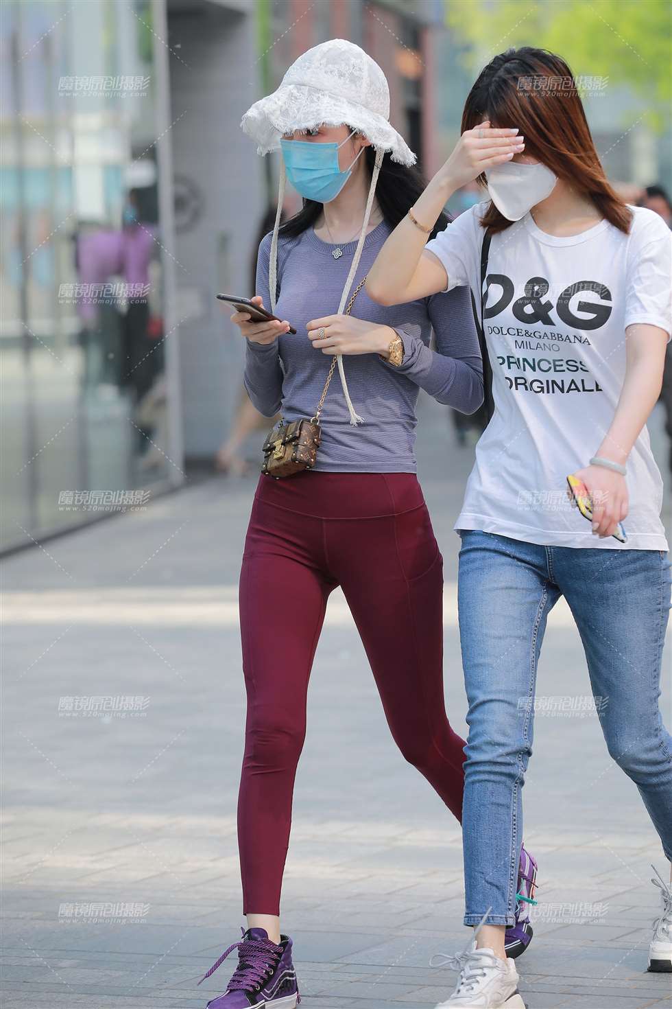 图片[4]-【玻璃赛帖】红色瑜伽裤小妹-街拍流行馆