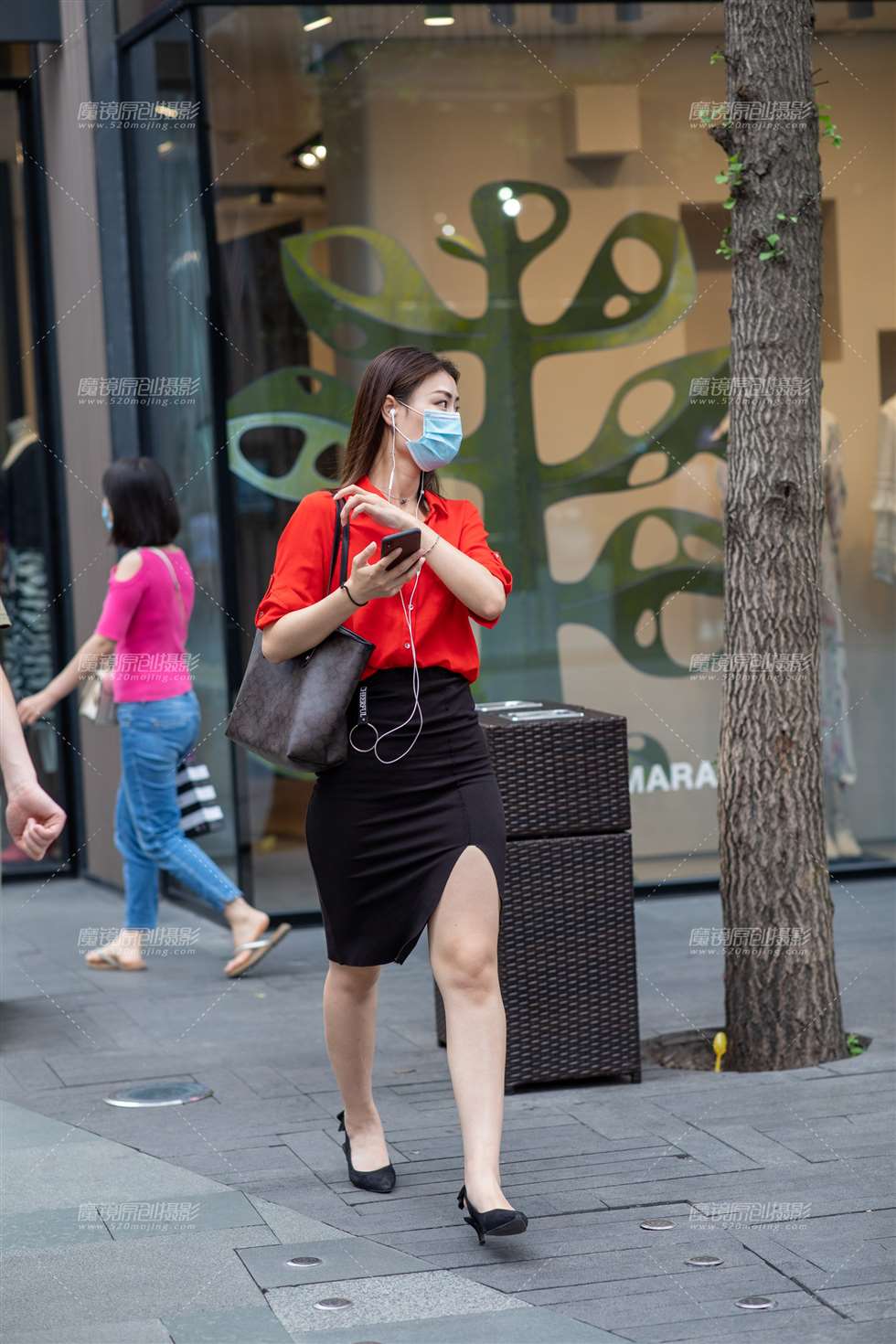 图片[4]-【凯恩赛贴】职场女性无限魅力-街拍流行馆