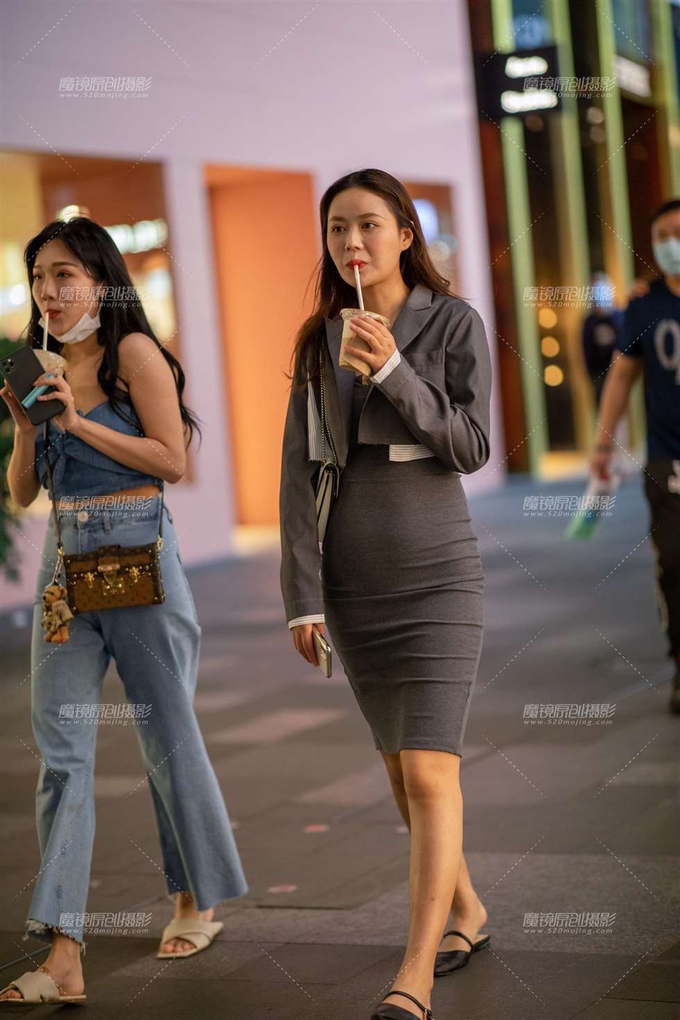 图片[5]-【凯恩赛帖】漂亮制服美眉-街拍流行馆