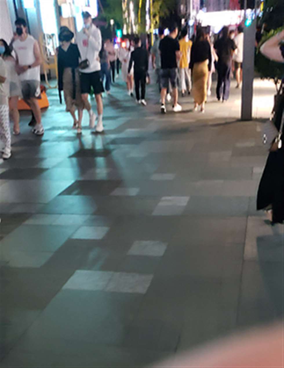 图片[3]-【凯恩赛帖】女人味-街拍流行馆