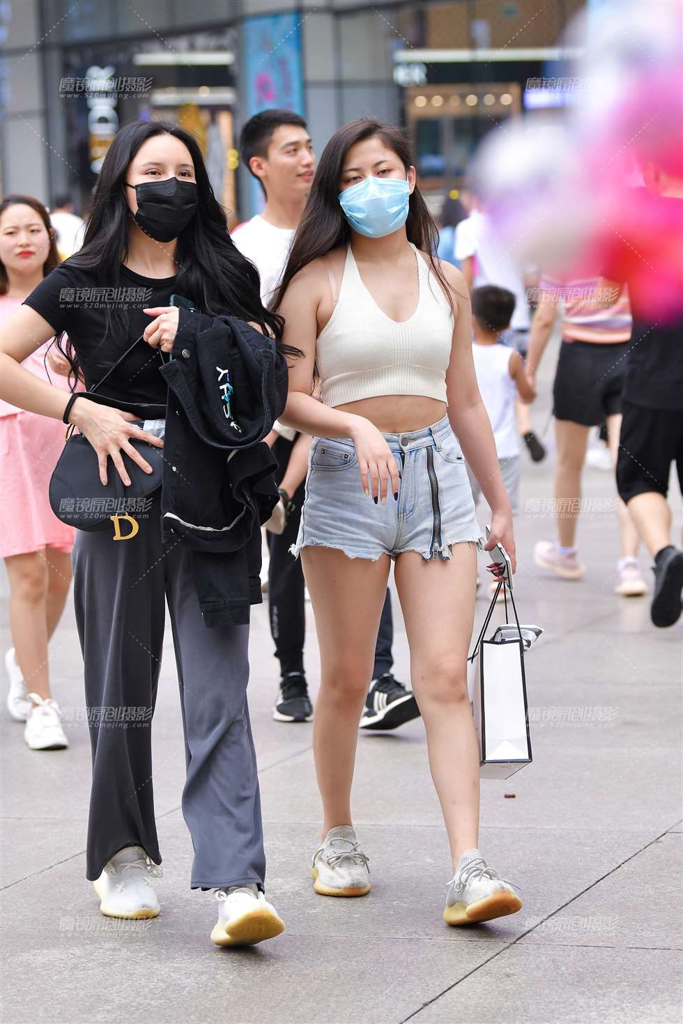 图片[3]-高腰热裤~-街拍流行馆