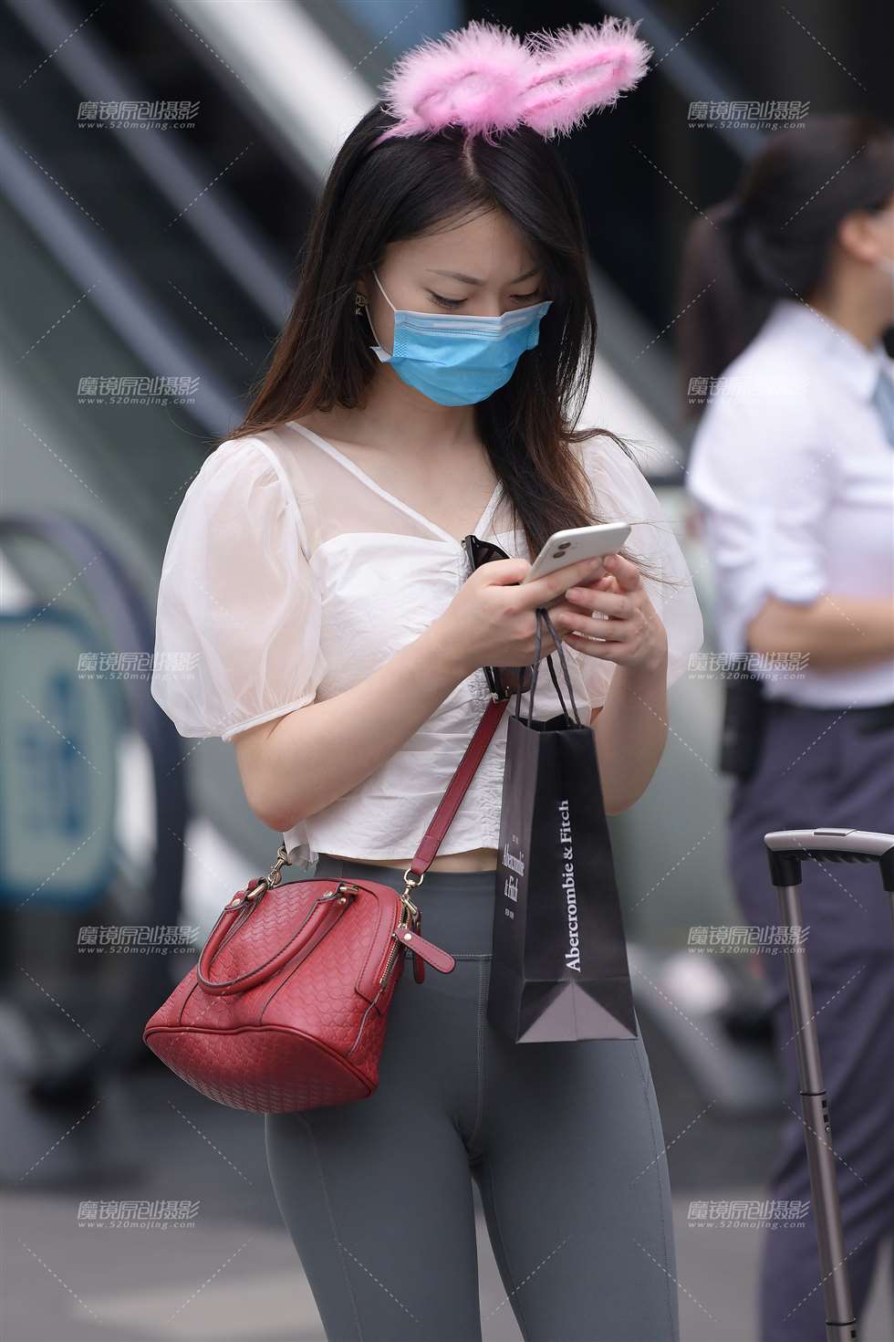 图片[1]-【视觉冲击赛贴】这女孩，我爱了~-街拍流行馆