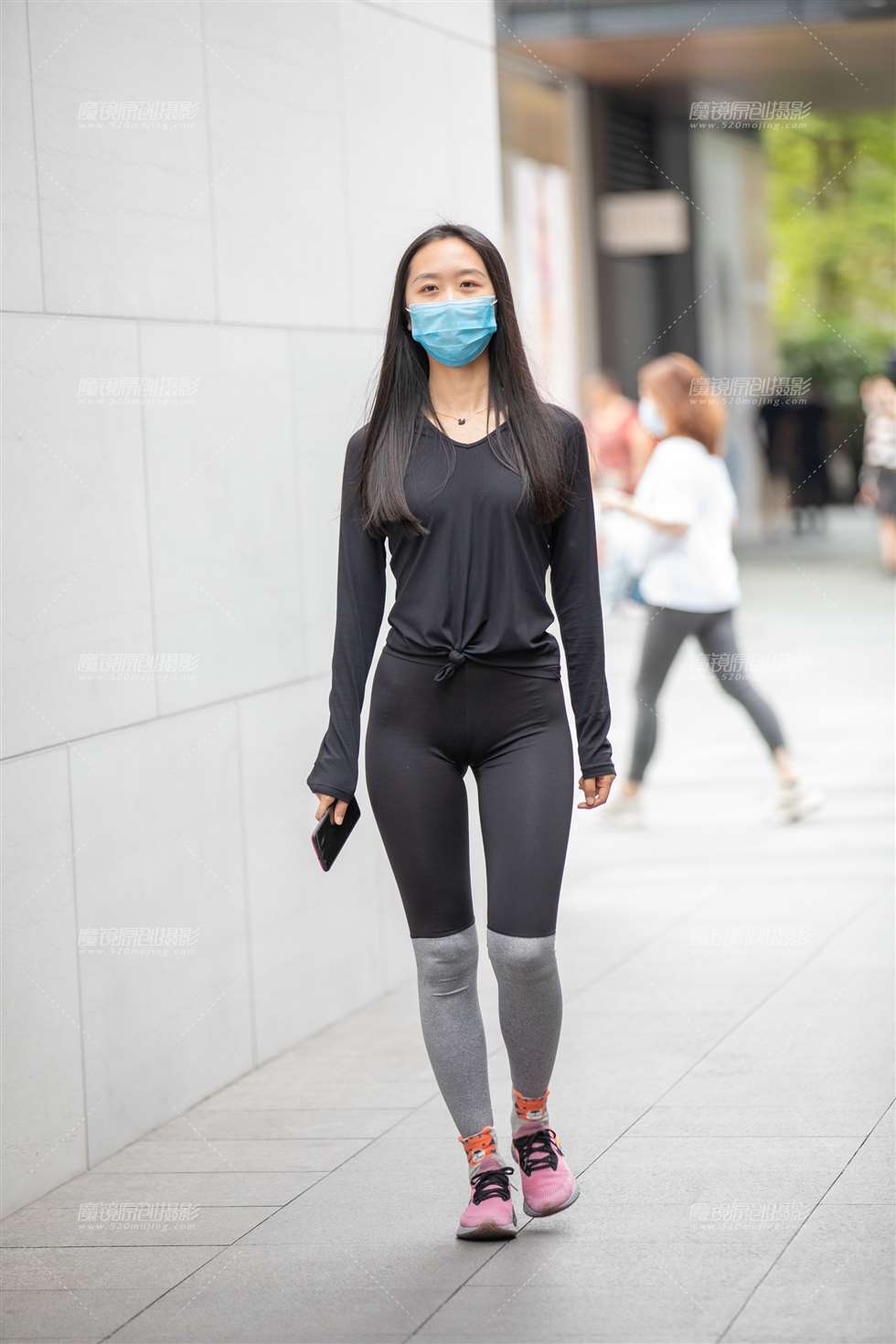 图片[1]-【凯恩赛贴】健身女孩-街拍流行馆