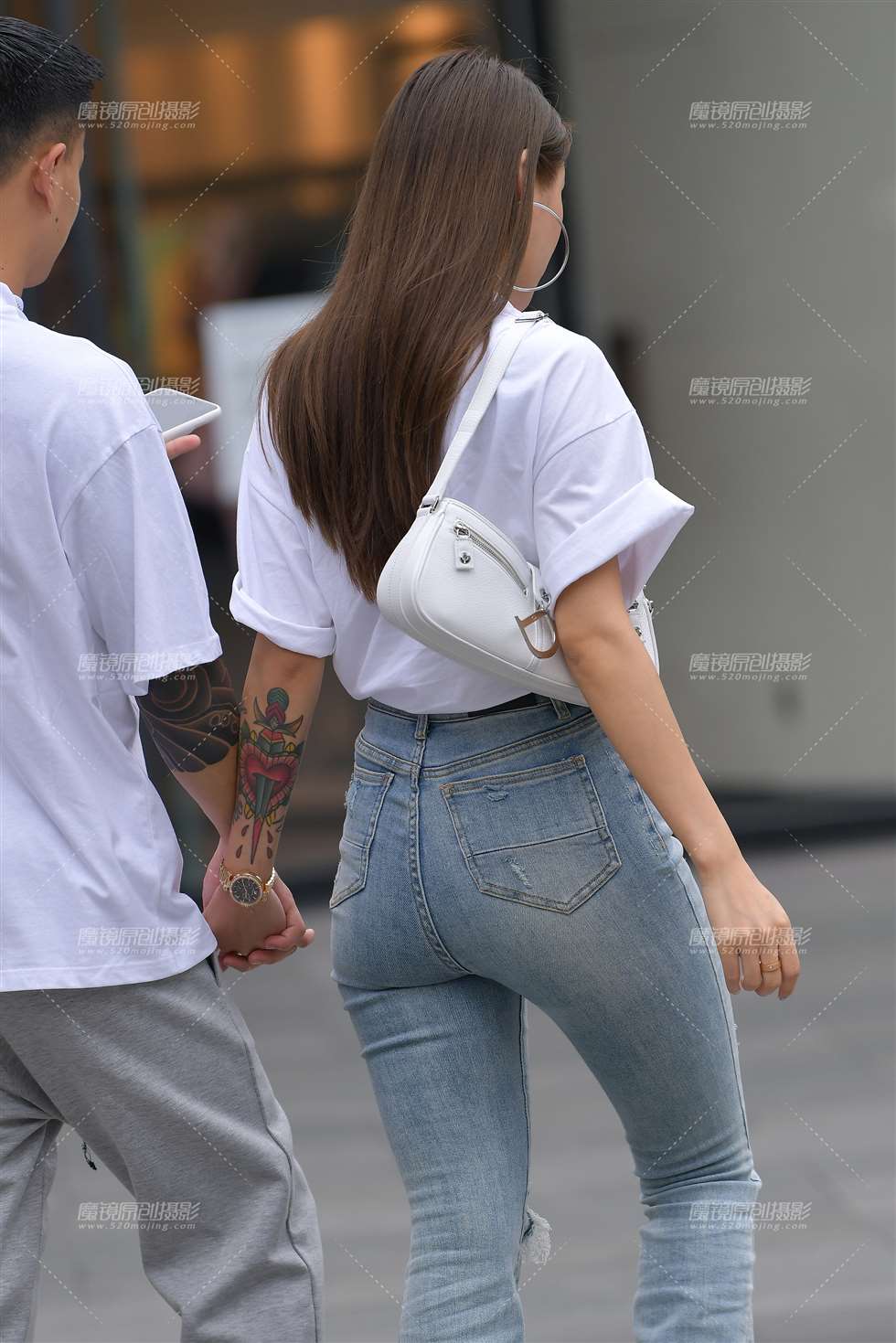 图片[5]-【视觉冲击赛贴】饱满de紧牛女友-街拍流行馆