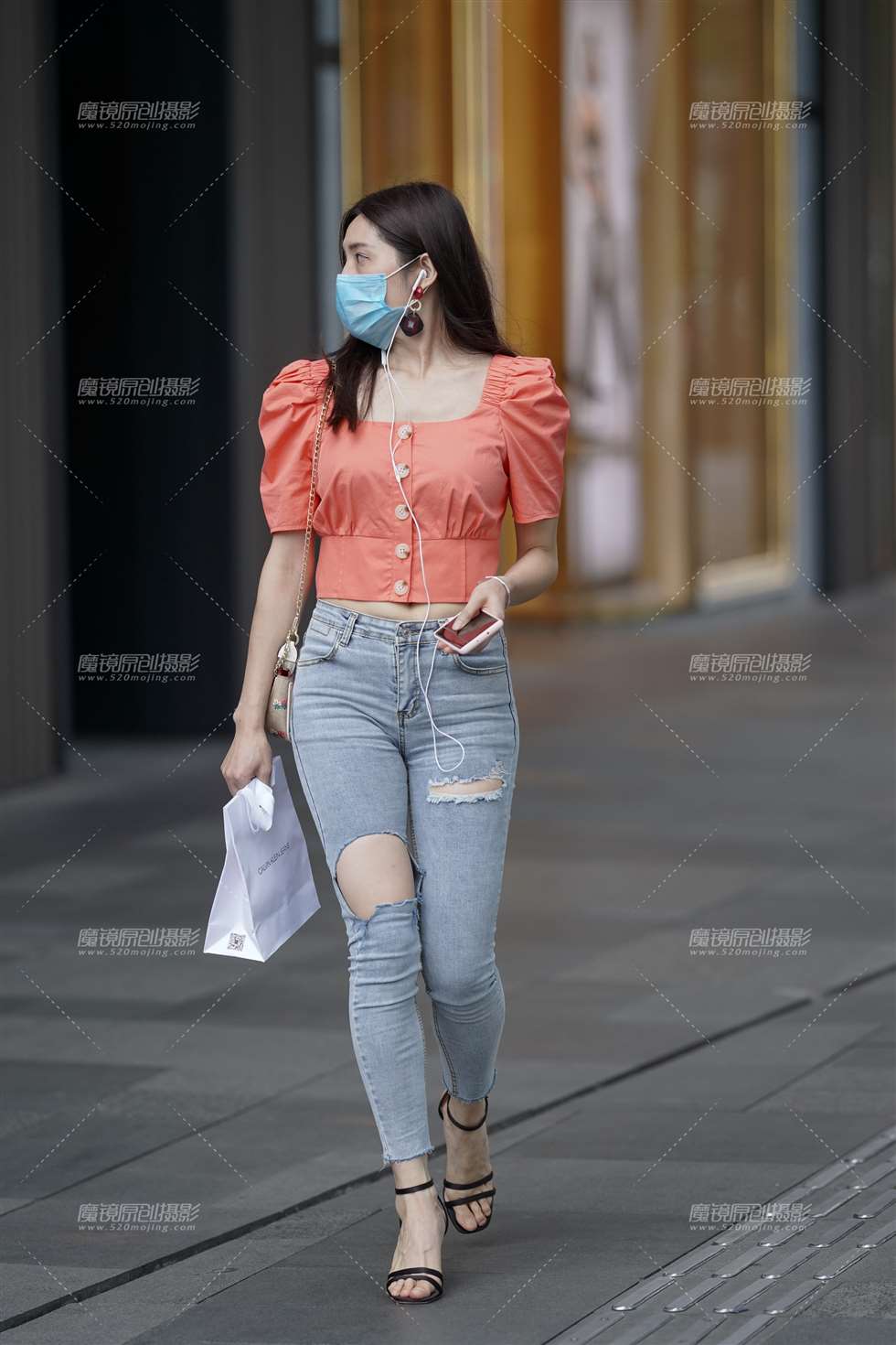 图片[1]-【凯恩赛贴】紧身牛仔-街拍流行馆