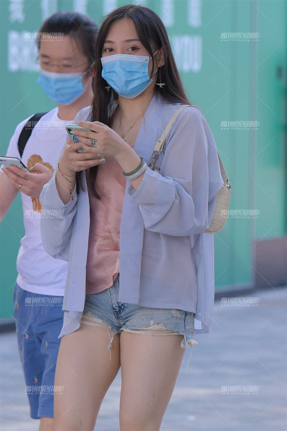 图片[1]-【红石赛帖】性感热裤美女-街拍流行馆