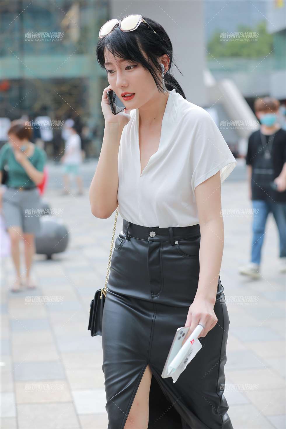 图片[5]-【玻璃街拍】成熟女人的美-街拍流行馆