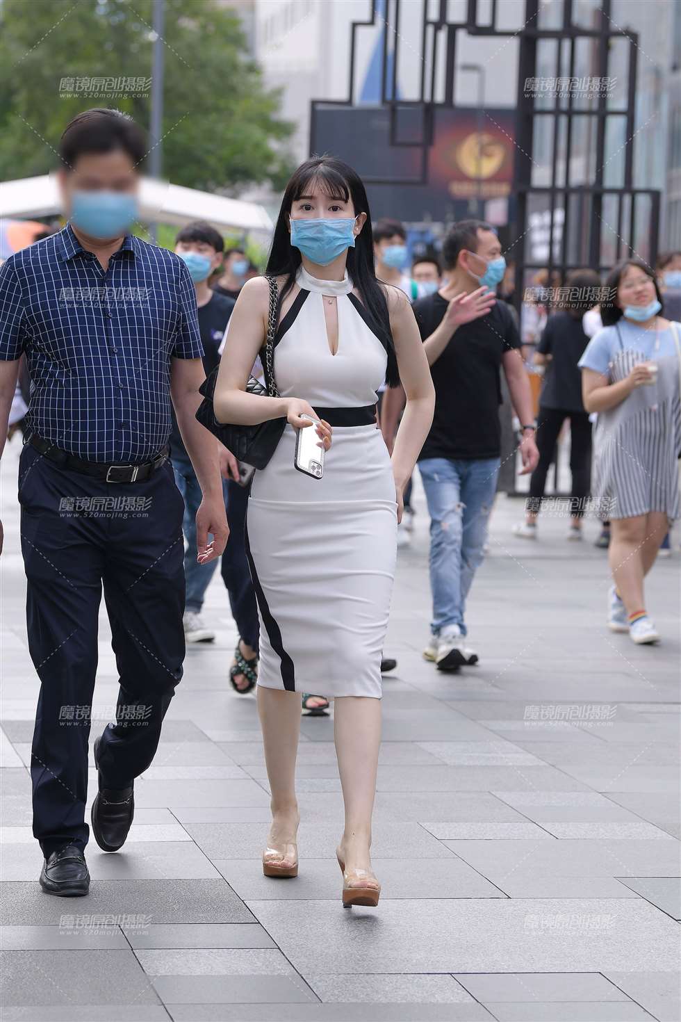 图片[1]-丰腴的女人-街拍流行馆