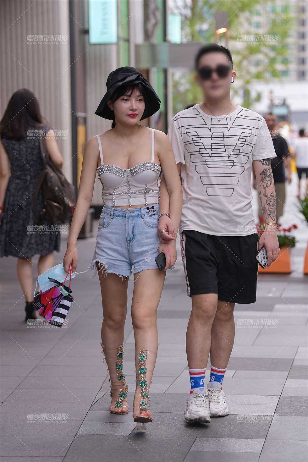 图片[4]-性感，丰满的女友-街拍流行馆