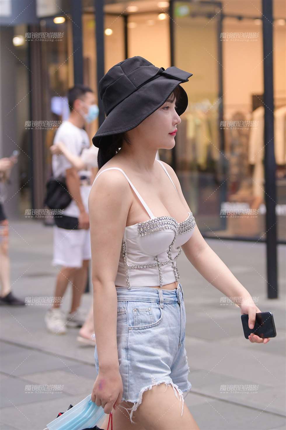 图片[2]-性感，丰满的女友-街拍流行馆