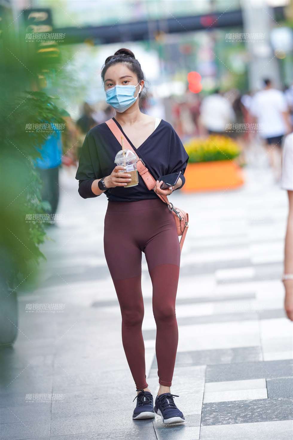 图片[4]-朱红瑜伽裤-街拍流行馆