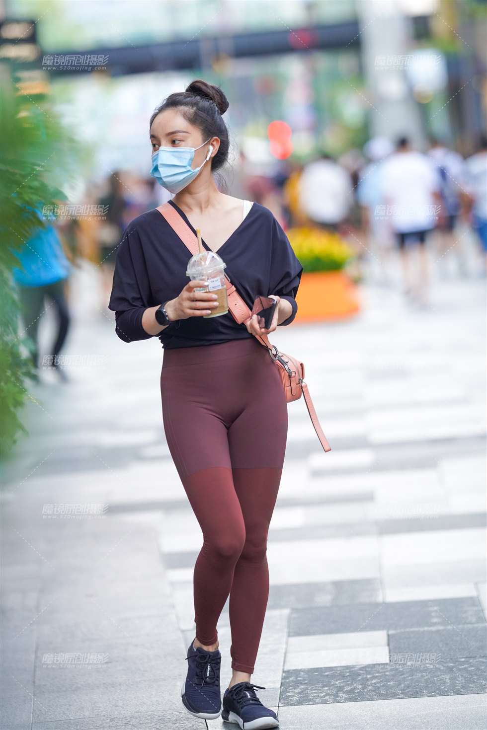 图片[5]-朱红瑜伽裤-街拍流行馆