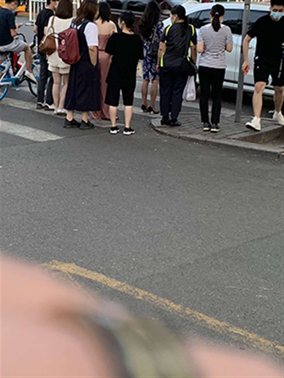 图片[3]-【红石赛帖】性感粉色裤美女-街拍流行馆