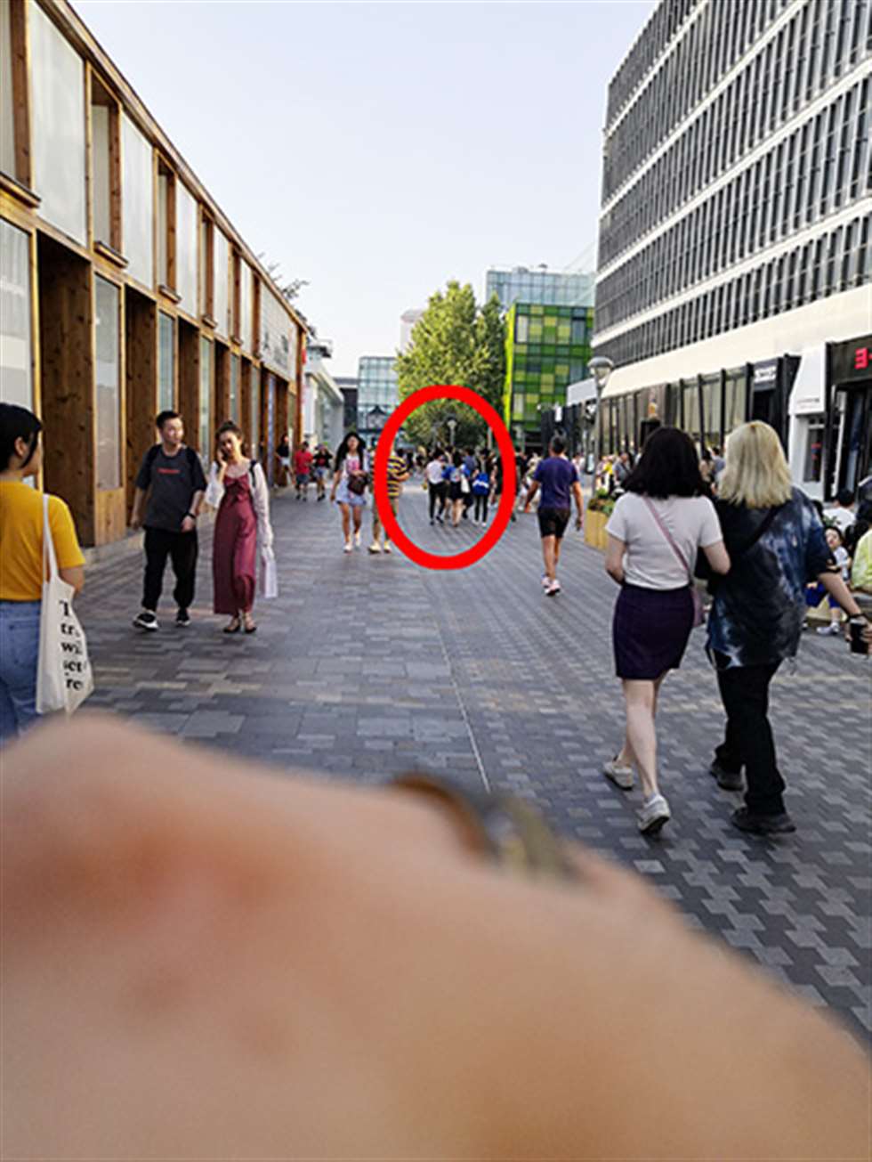图片[3]-【赛德克赛帖】紧致瑜珈裤小妹-街拍流行馆