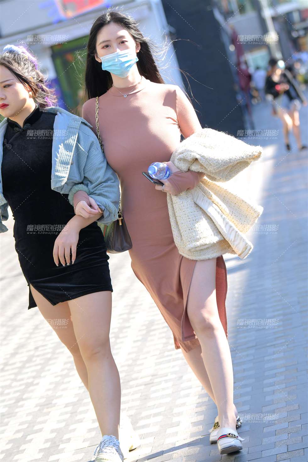 图片[1]-多么地想为你买一瓶怡宝喝-街拍流行馆