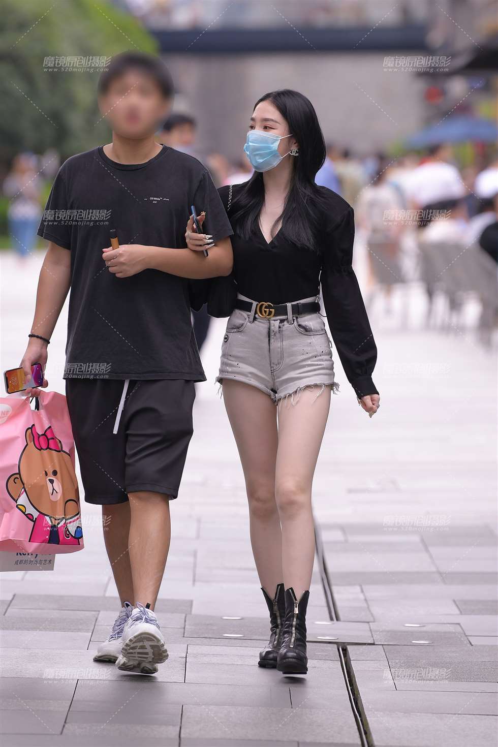 图片[4]-白皙美腿热裤美女-街拍流行馆