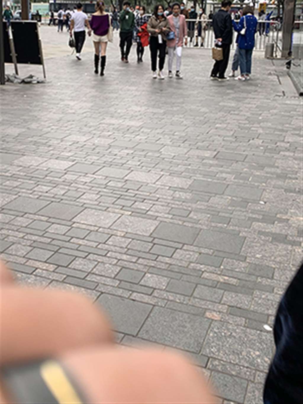 图片[3]-【红石赛贴】性感热裤美女-街拍流行馆