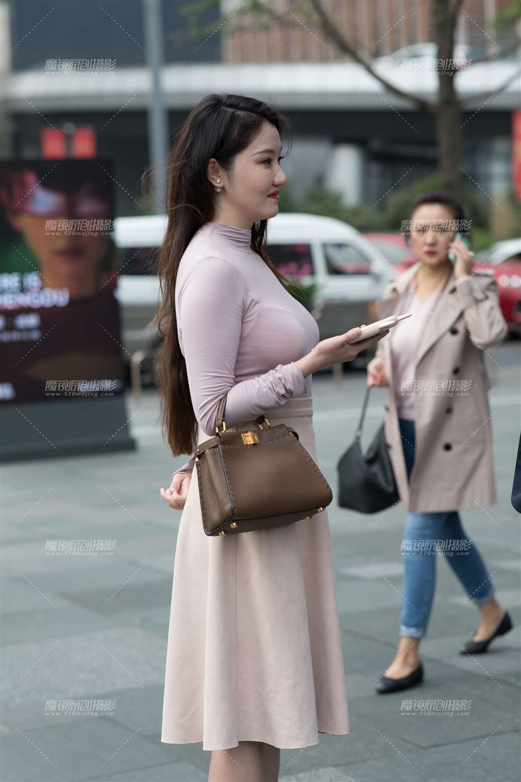 图片[2]-【补档】丰韵姐姐-街拍流行馆