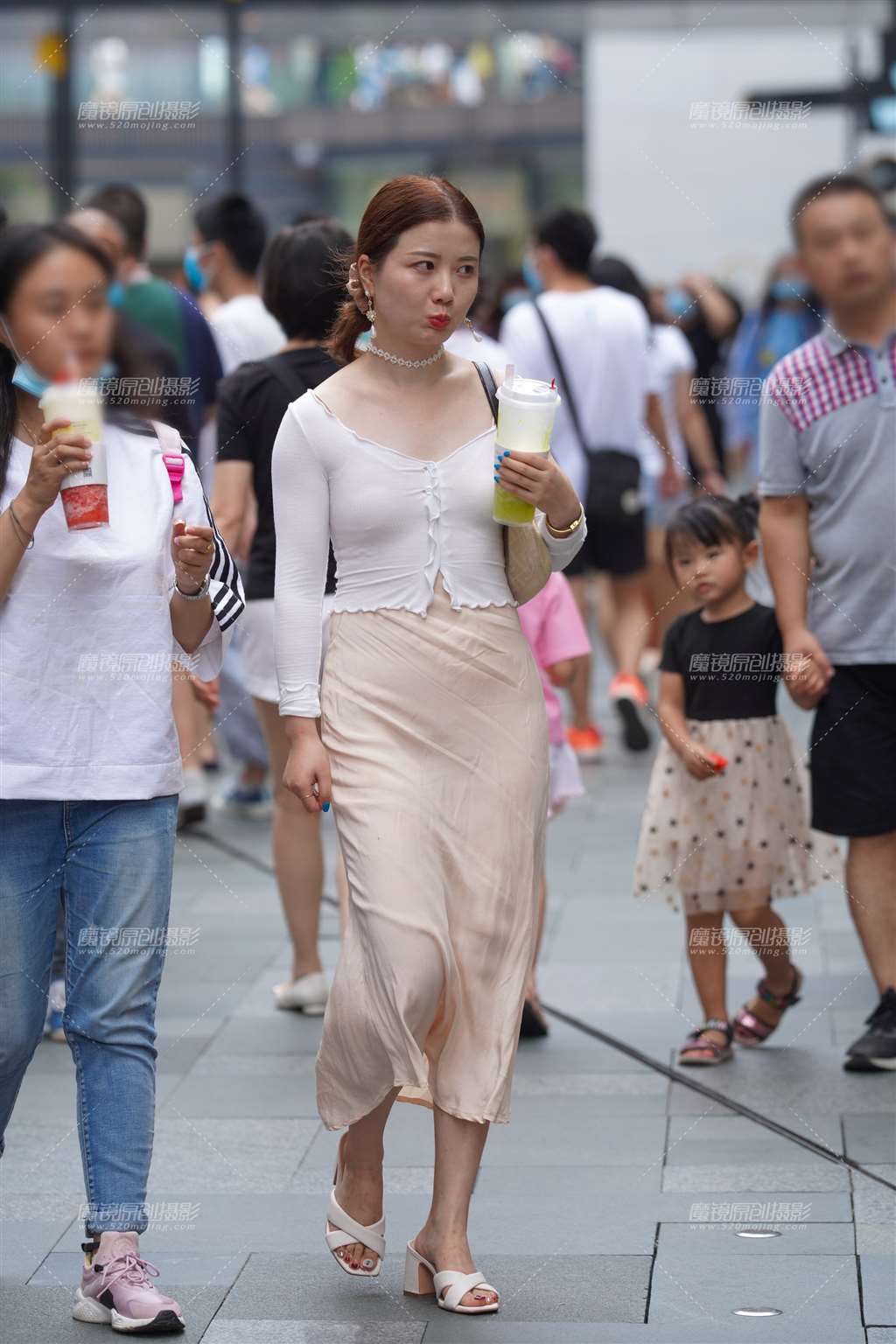 图片[5]-丝裙-街拍流行馆