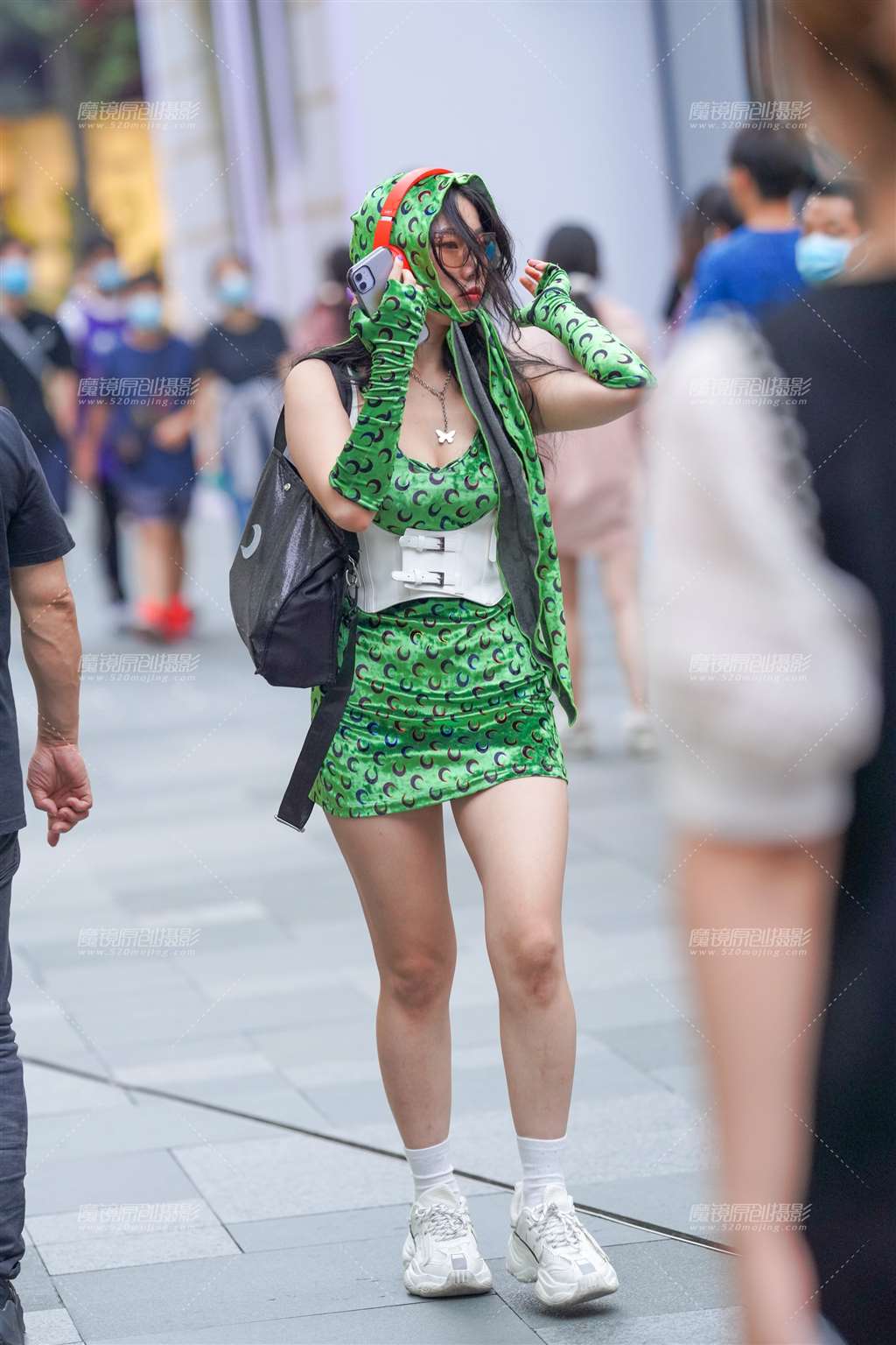 图片[4]-绿裙小妹-街拍流行馆