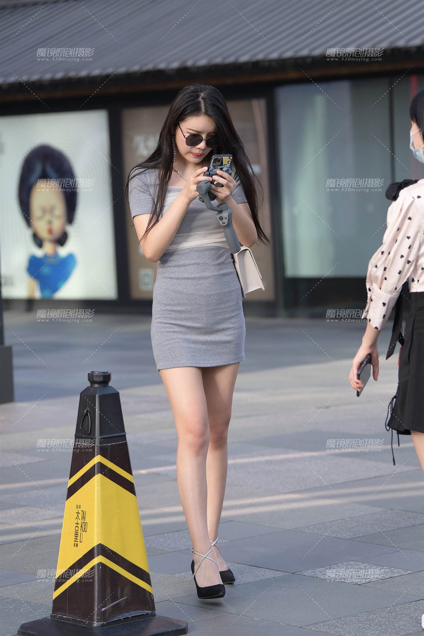 图片[4]-你的酒馆对我打了烊-街拍流行馆