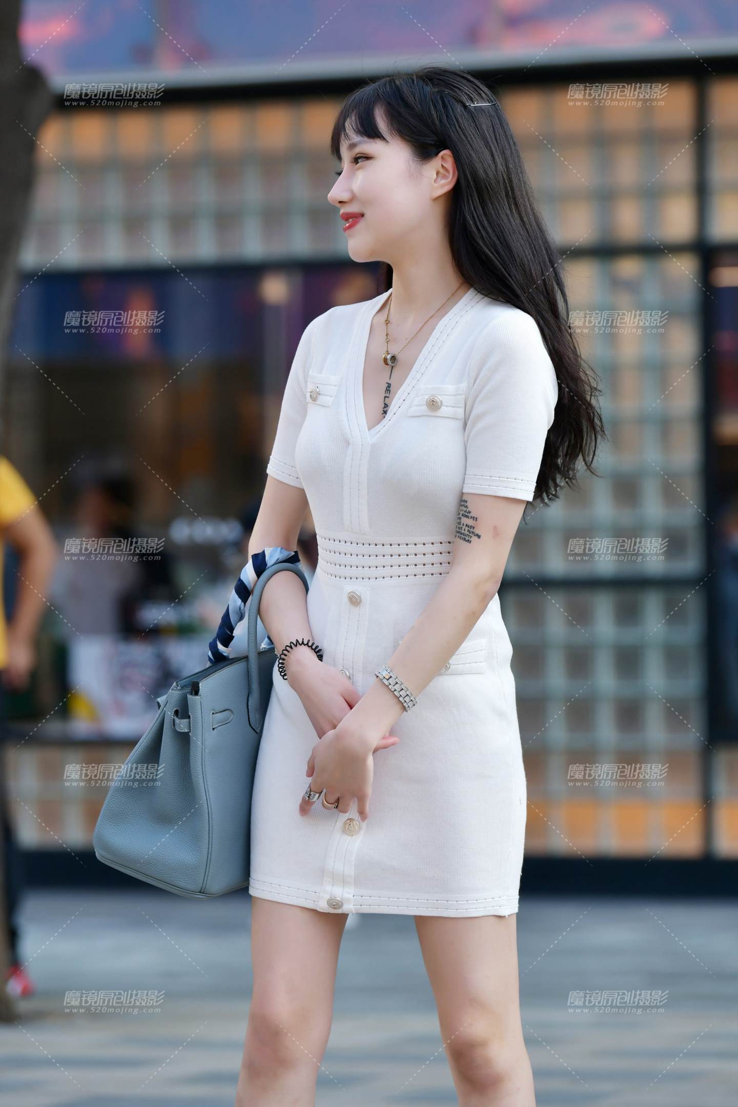 图片[2]-超级漂亮两美女-街拍流行馆