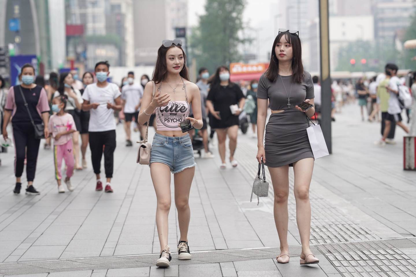 图片[3]-闺蜜-街拍流行馆