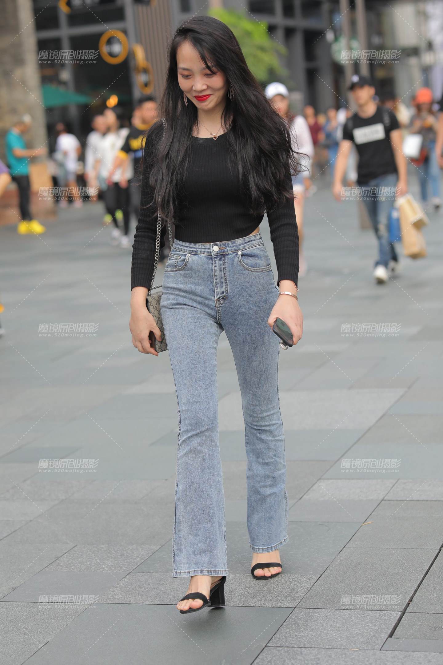 图片[1]-紧牛美女-街拍流行馆