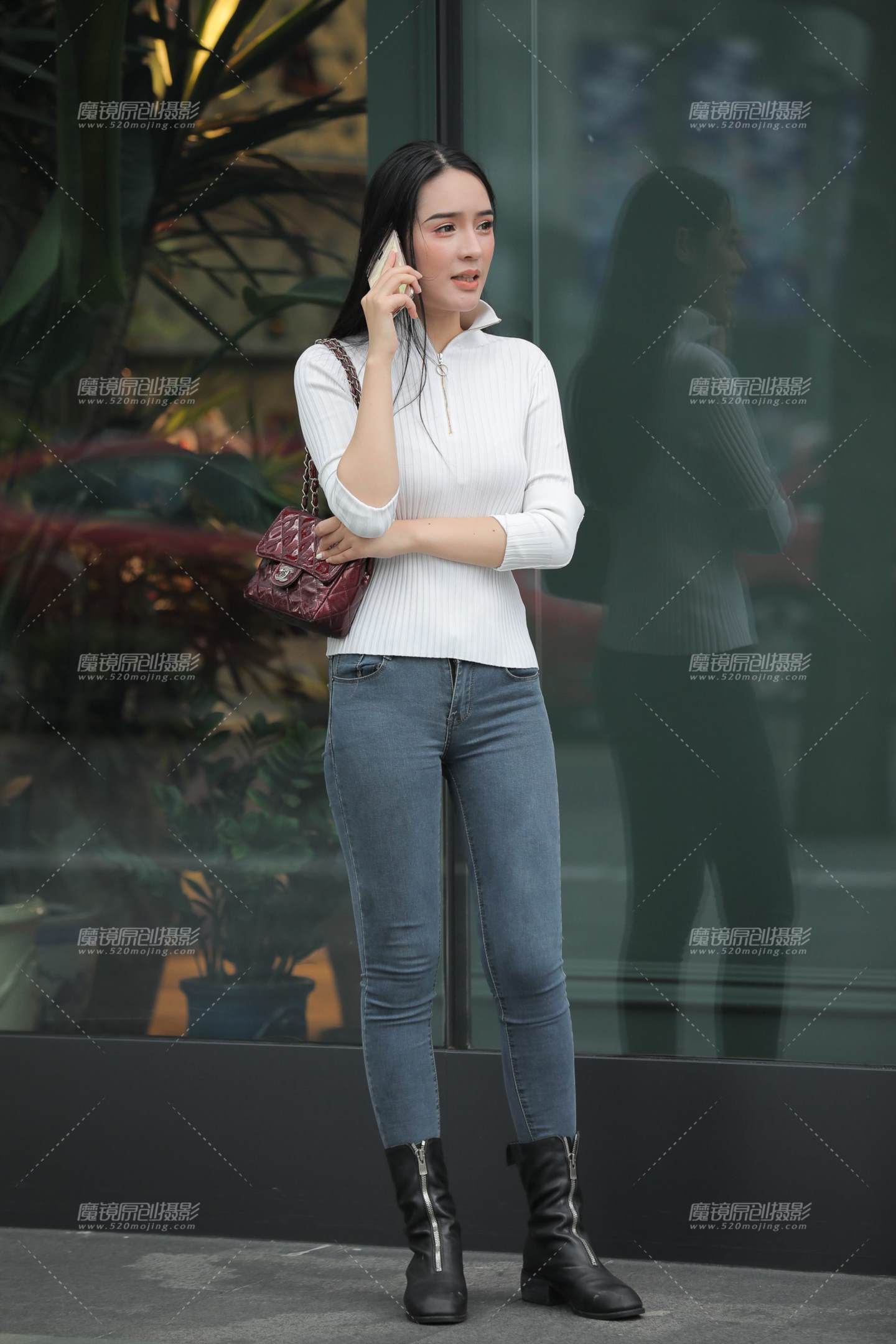 图片[1]-紧牛长腿-街拍流行馆