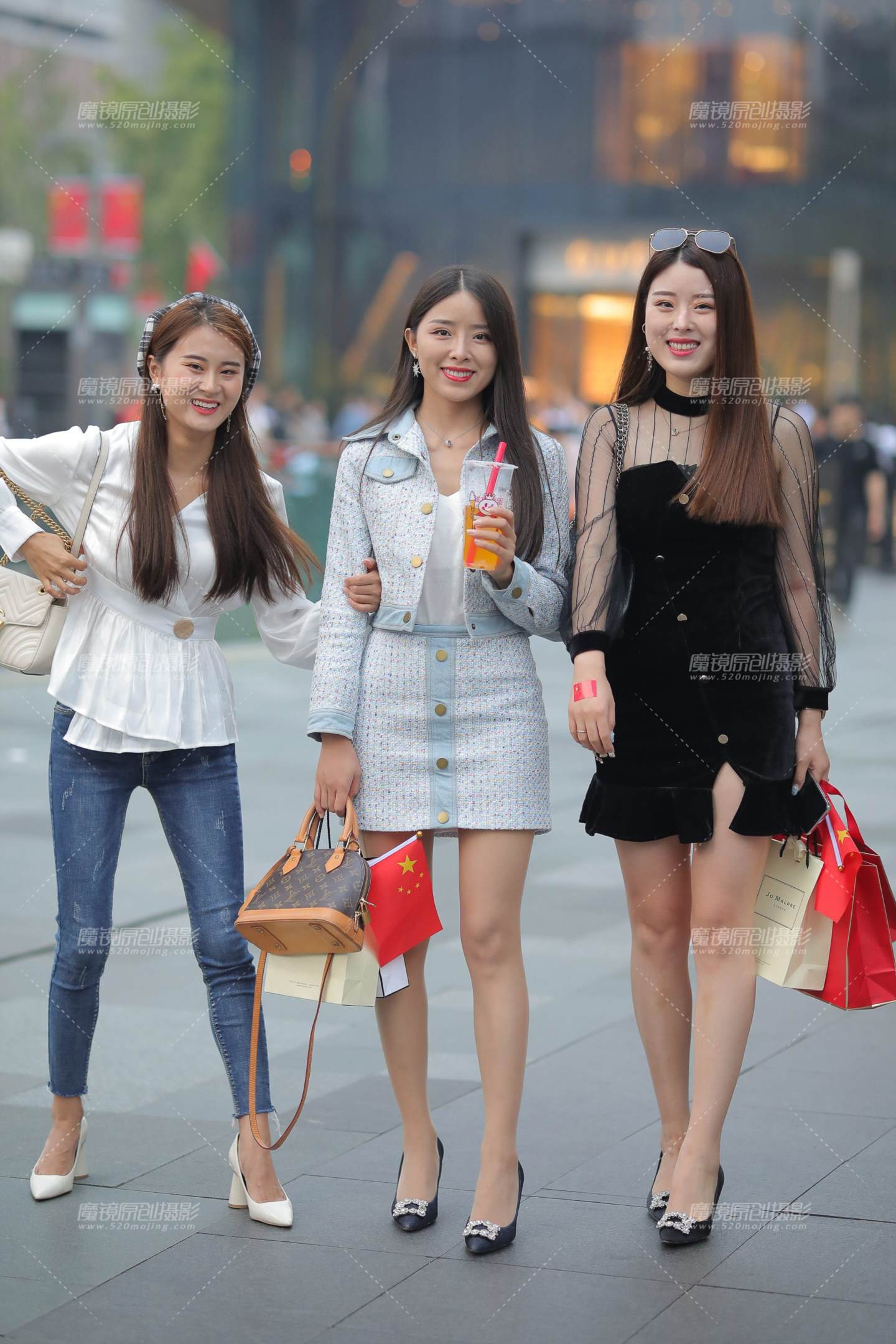 图片[1]-快乐姐妹-街拍流行馆