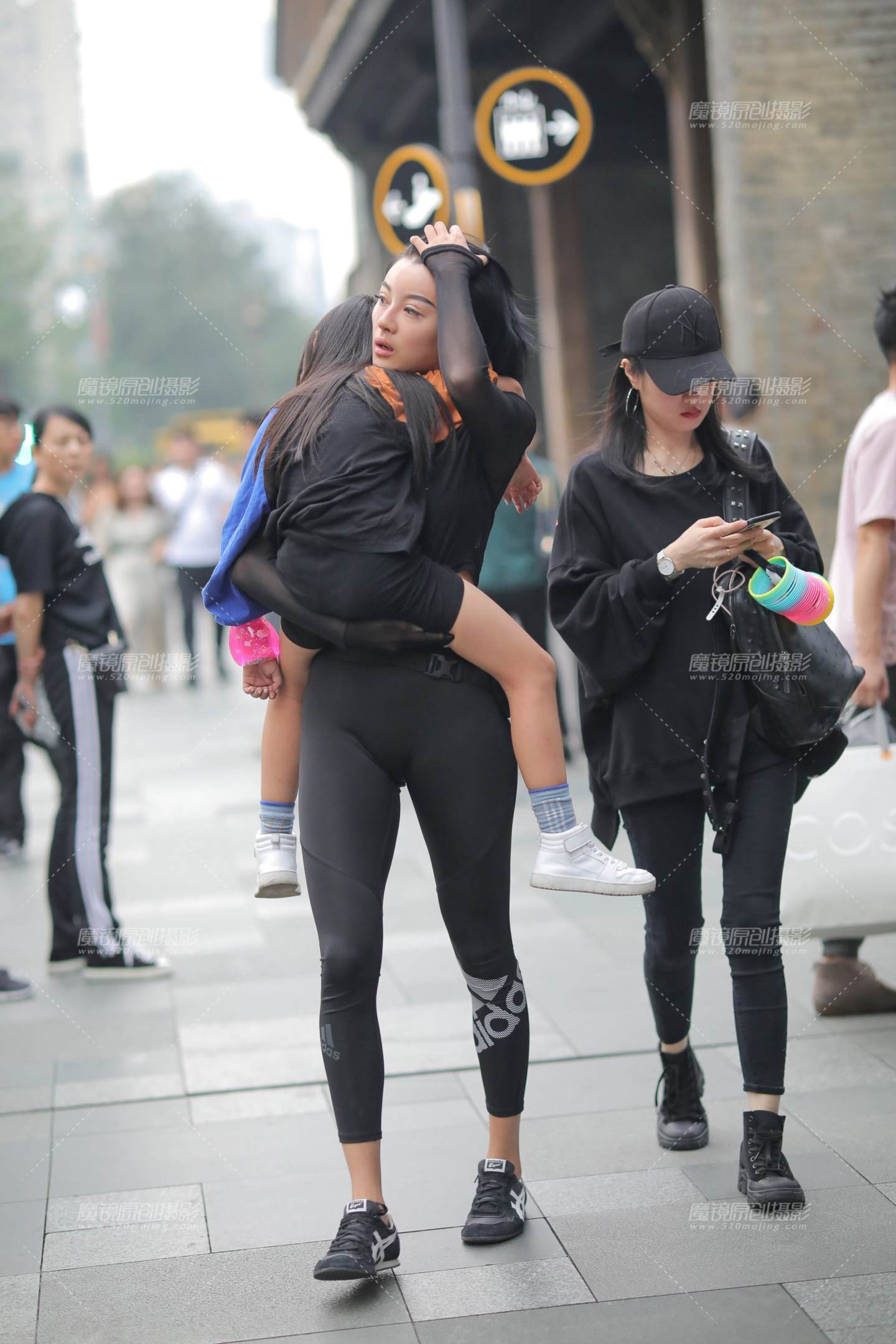 图片[1]-运动辣妈-街拍流行馆