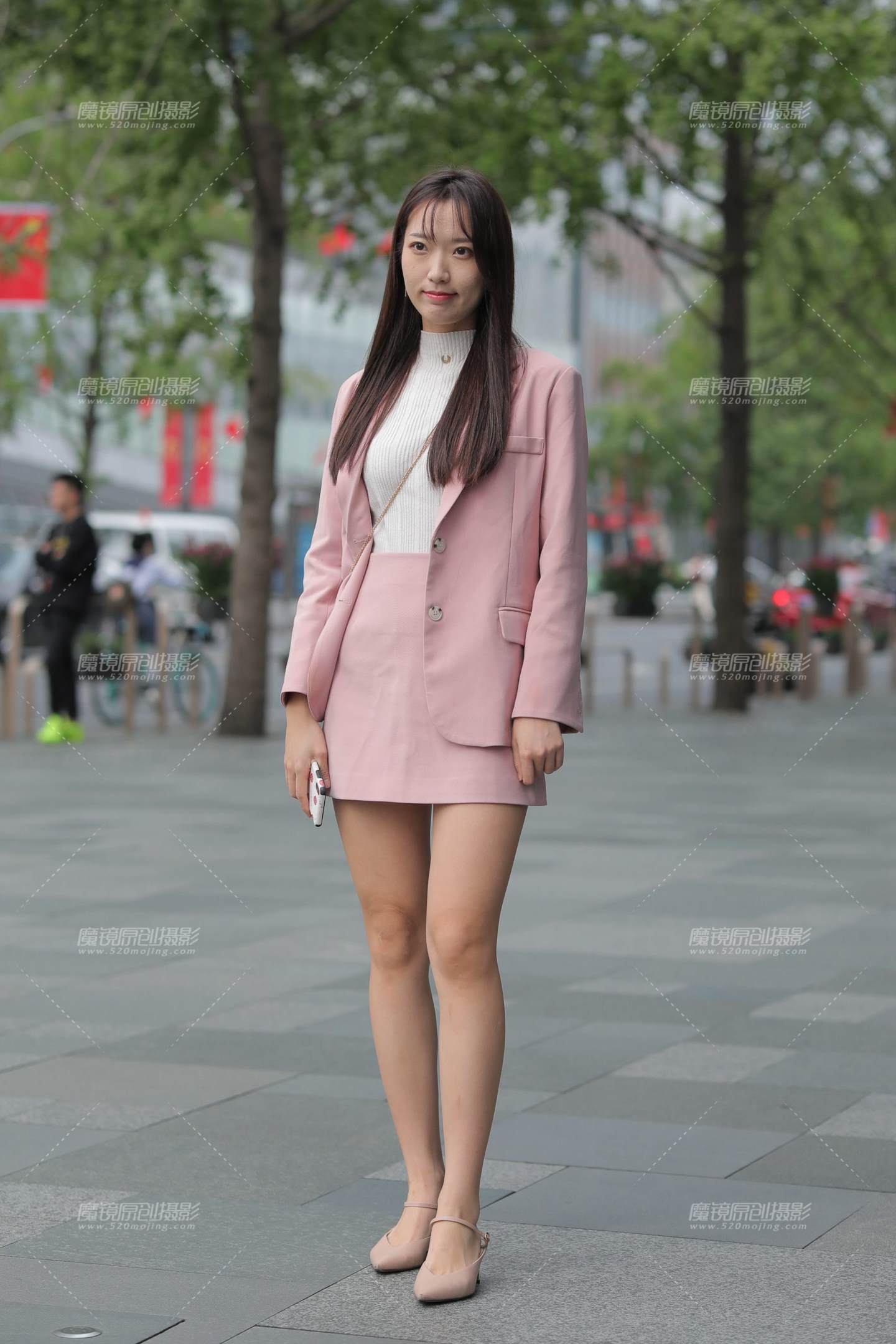 图片[1]-制服美眉-街拍流行馆