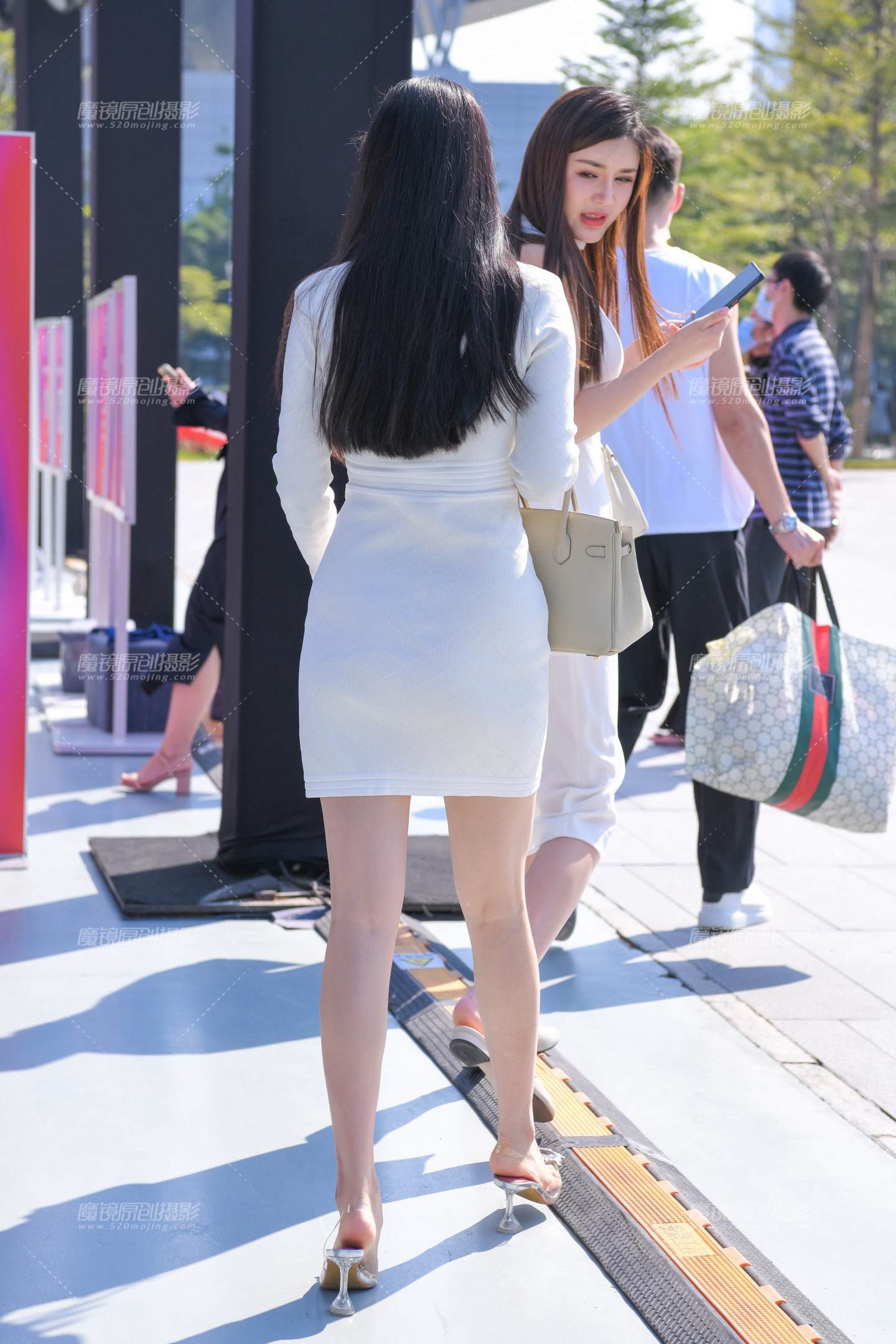图片[5]-白裙高跟鞋美女-街拍流行馆